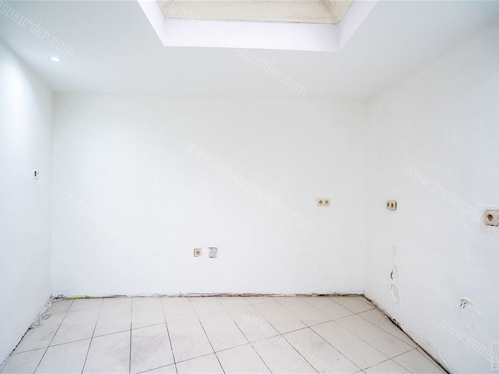 Huis in Dilbeek - 946993 - Ninoofsesteenweg 241, 1700 DILBEEK