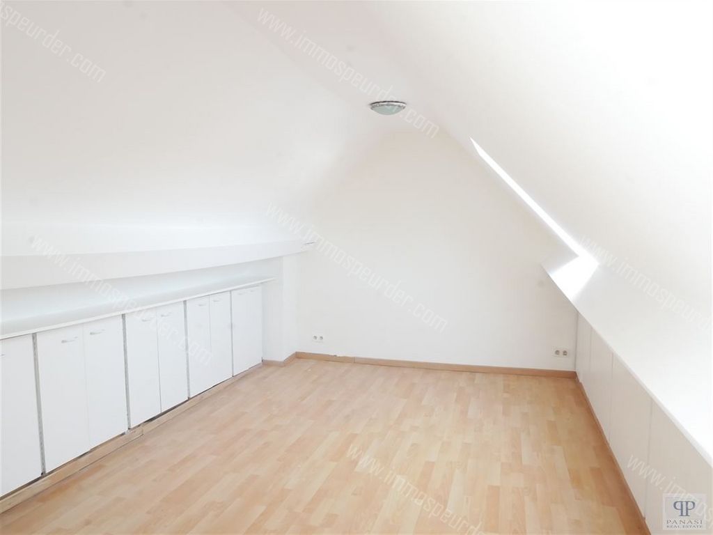 Huis in Dilbeek - 946993 - Ninoofsesteenweg 241, 1700 DILBEEK