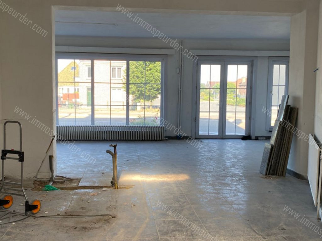 Garage in Dilsen-Stokkem - 633408 - Rijksweg 924, 3650 Dilsen-Stokkem