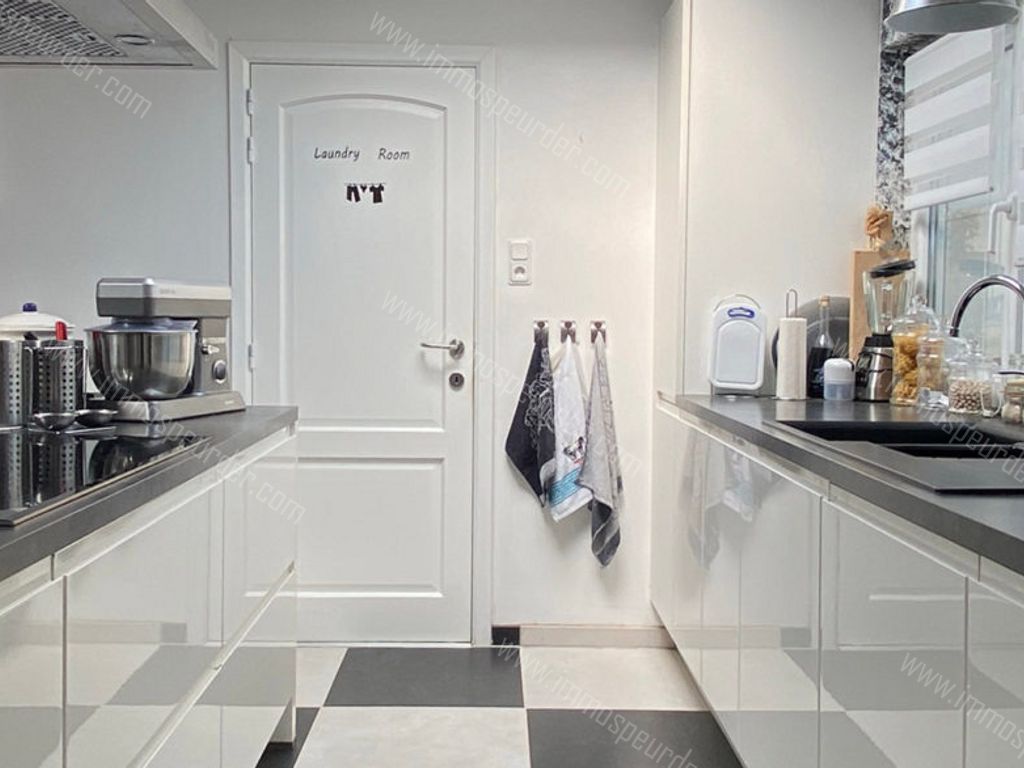 Garage in Dilsen-Stokkem - 687752 - Borreshoefstraat 64, 3650 Dilsen-Stokkem