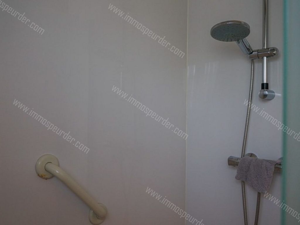 Garage in Dilsen-Stokkem - 980305 - Eburonenlaan 7, 3650 Dilsen-Stokkem