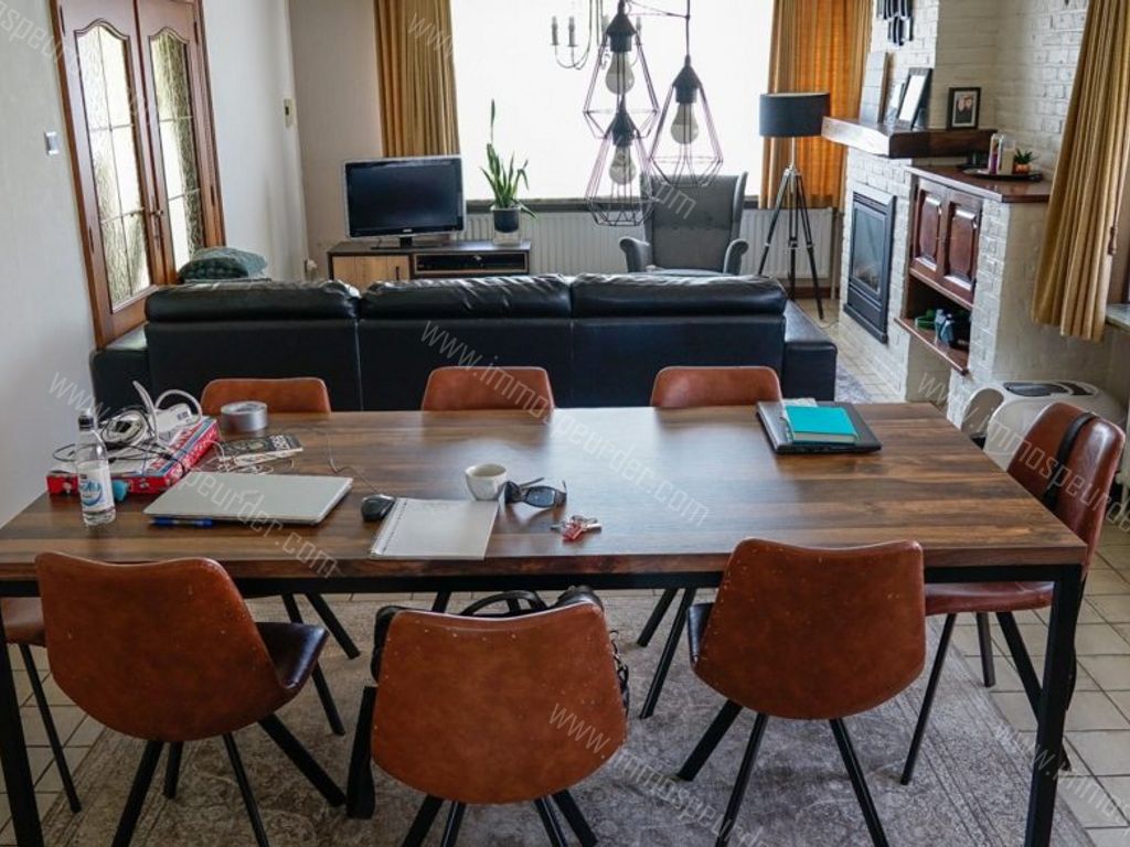 Garage in Dilsen-Stokkem - 980305 - Eburonenlaan 7, 3650 Dilsen-Stokkem