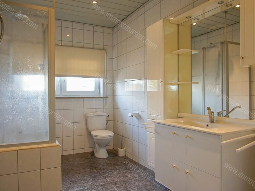 Garage in Dilsen-Stokkem - 1000829 - Rijksweg 965, 3650 Dilsen-Stokkem