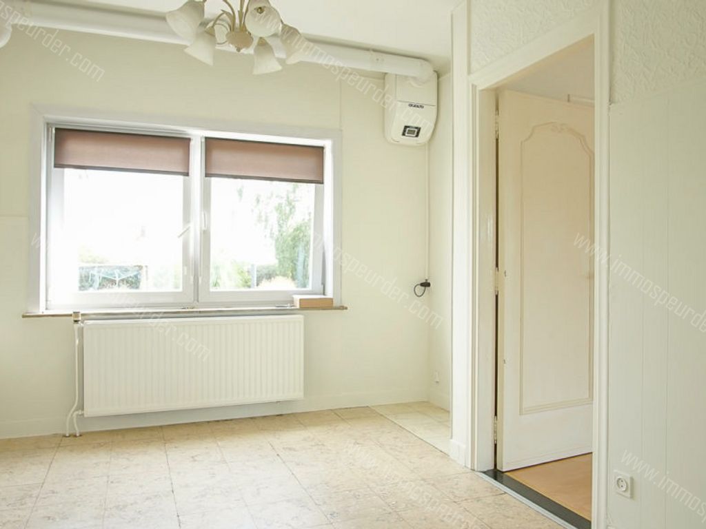 Garage in Dilsen-Stokkem - 1000829 - Rijksweg 965, 3650 Dilsen-Stokkem