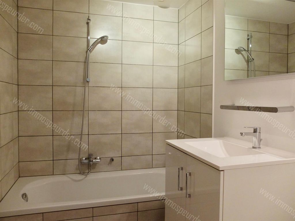 Appartement in Molenbeek-Saint-Jean - 126243 - Rue Auguste van Zande 95, 1080 Molenbeek-Saint-Jean