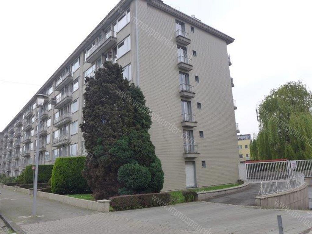  Verhuurd Molenbeek-Saint-Jean