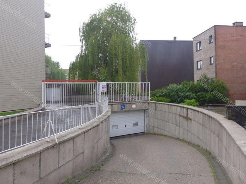 Garage in Molenbeek-Saint-Jean - 142154 - Schoonslaapsterstraat 41, 1080 Molenbeek-Saint-Jean