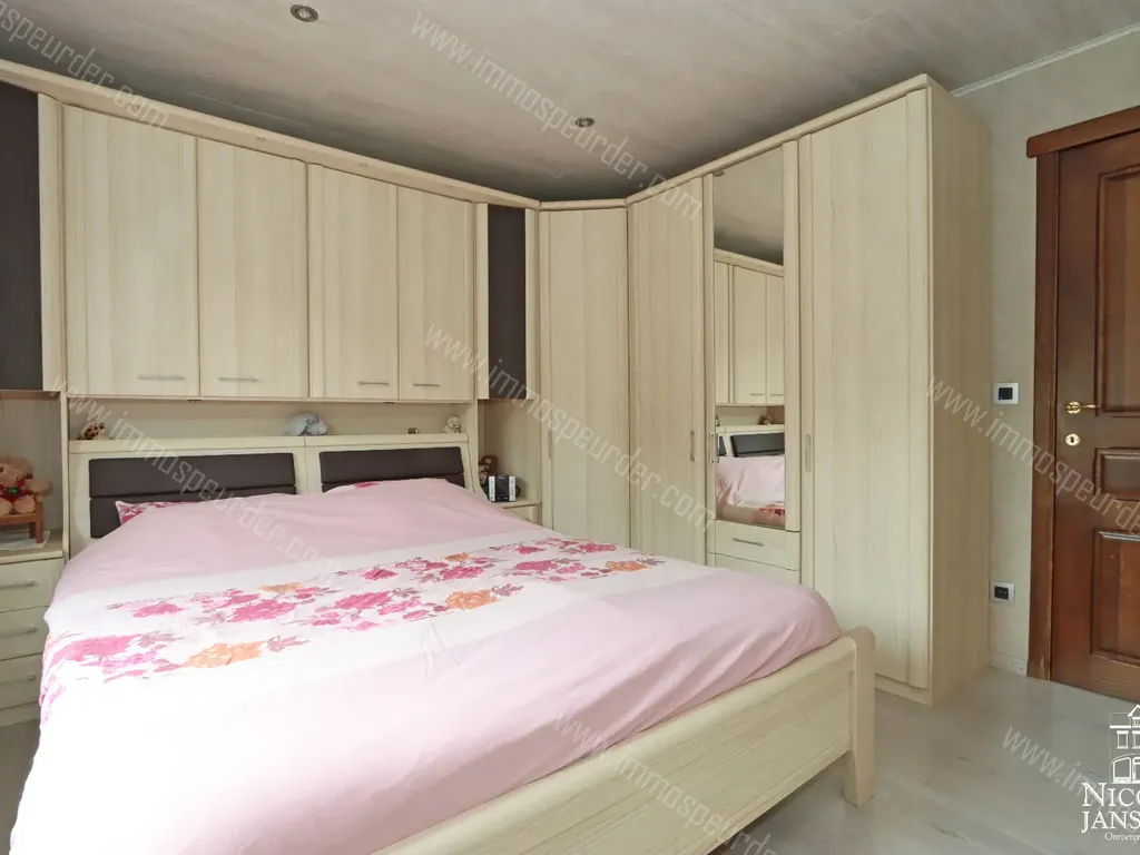 Villa in Lanklaar - 988904 - Heuvelsvenlaan 2, 3650 Lanklaar