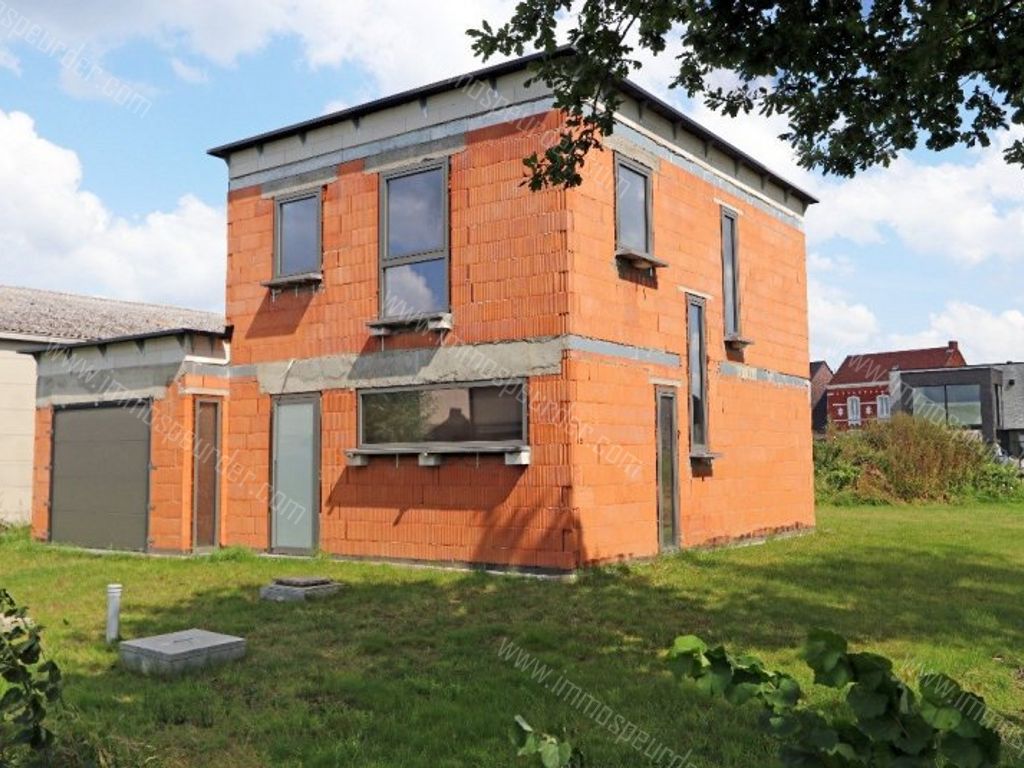 Huis in Wolfsdonk - 513976 - Sint Antoniusstraat 16B, 3201 Wolfsdonk