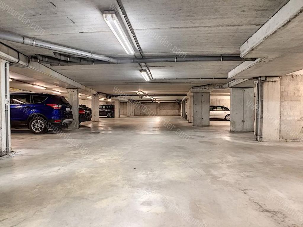 Garage in Molenbeek-Saint-Jean - 190334 - Rue des Fuchsias 25-29, 1080 Molenbeek-Saint-Jean