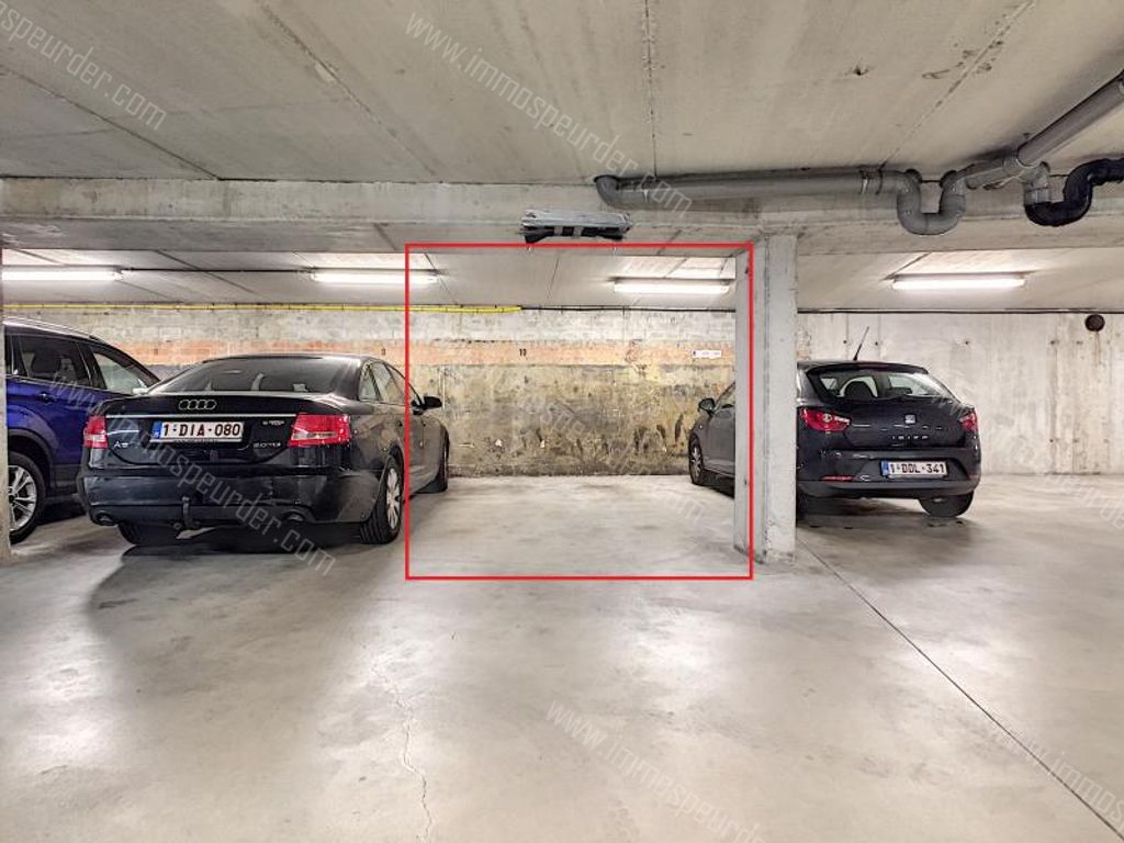 Garage in Molenbeek-Saint-Jean - 190334 - Rue des Fuchsias 25-29, 1080 Molenbeek-Saint-Jean