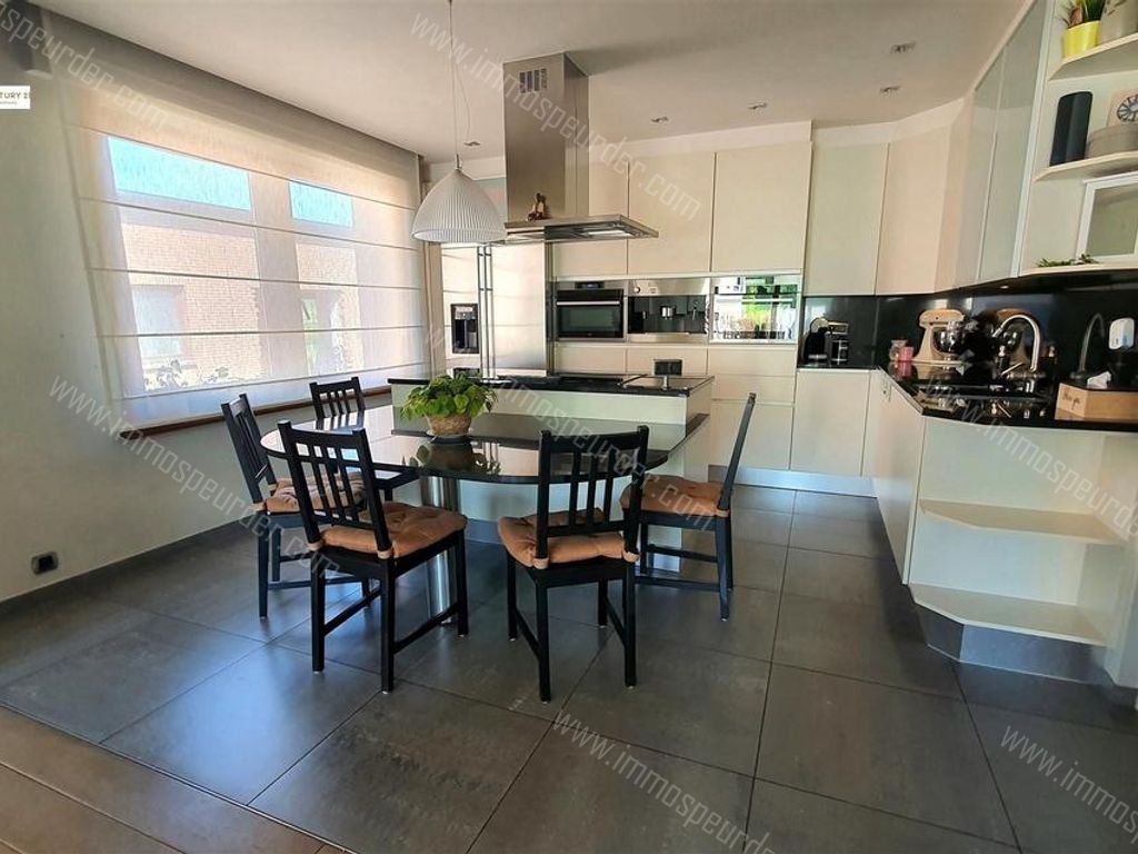 Villa in Dilbeek - 627914 - Kerkstraat 34, 1700 Dilbeek